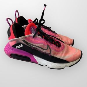 Nike Air Max 2090  Womens sneakersSize9